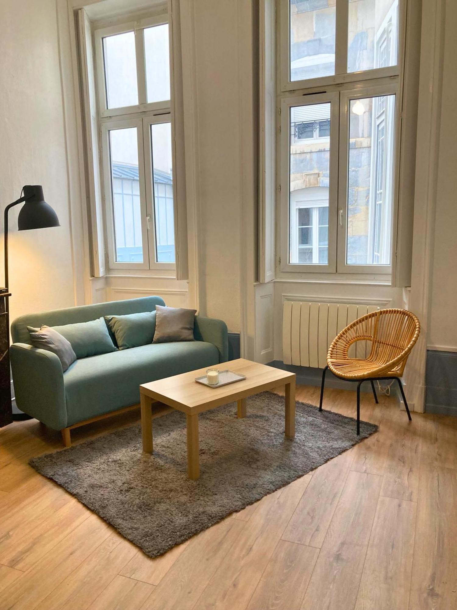 - N26- Studio Calme Et Lumineux Coeur De Ville Besanzón Exterior foto